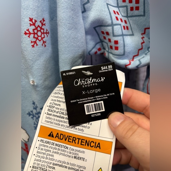 Stitch Disney Light up Christmas Crewneck Sweater XL NWT - Picture 3 of 6